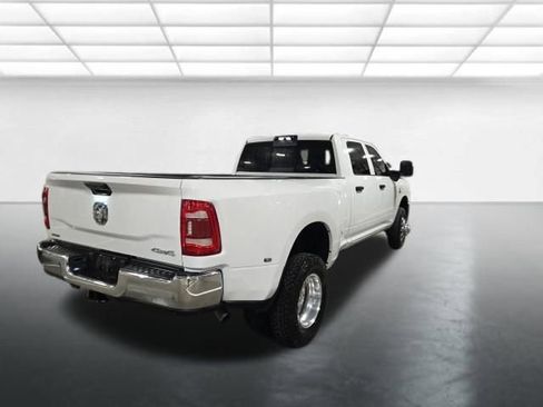 Used 2024 RAM 3500 Tradesman w/ Towing Technology Group image 5