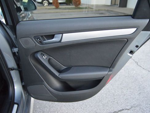 Used 2015 Audi A4 Premium Plus w/ Technology Package image 19