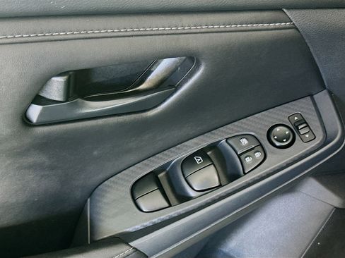 Used 2024 Nissan Sentra S image 15