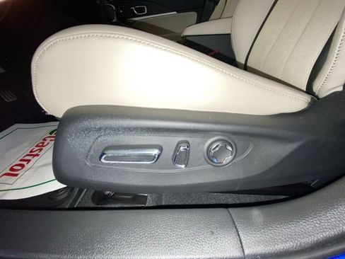 Used 2024 Acura Integra A-Spec FWD image 12
