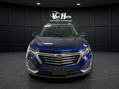 Used 2022 Chevrolet Equinox Premier AWD/4WD image 2