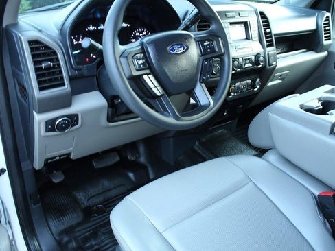 Used 2022 Ford F250 XL w/ Power Equipment Group AWD/4WD image 12