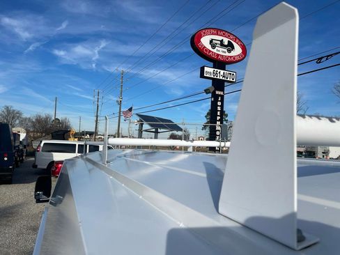 Used 2019 Chevrolet Express 3500 3500 Van 139, For Sale In Ral w/ Power Convenience Package image 33