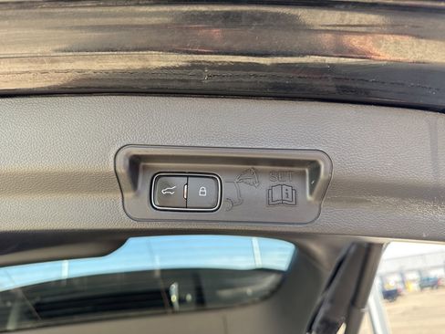 Certified 2020 Ford Explorer ST w/ Premium Technology Package image 40