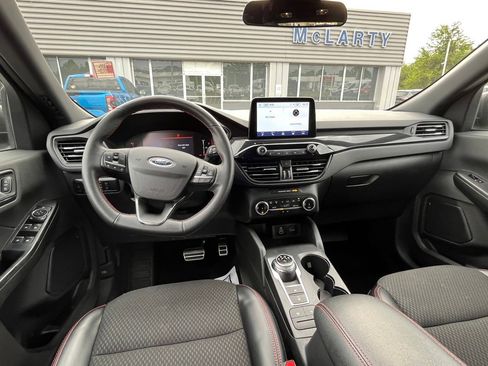 Used 2024 Ford Escape ST-Line image 16