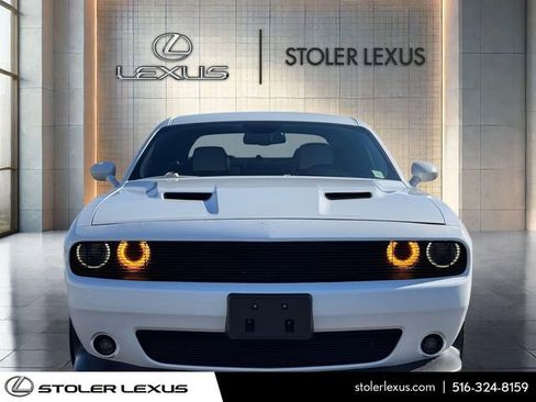 Used 2016 Dodge Challenger R/T Scat Pack w/ Leather Interior Group RWD image 2