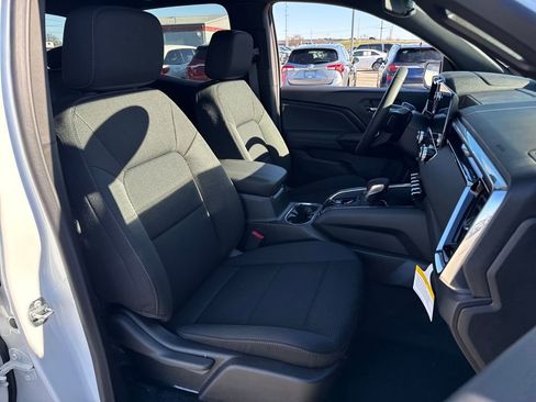 New 2026 GMC Canyon Elevation image 12