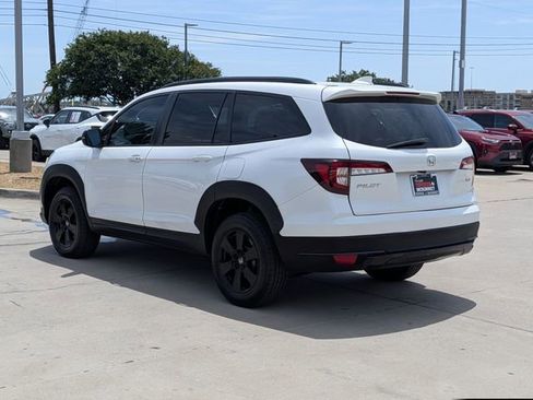 Used 2022 Honda Pilot TrailSport image 9