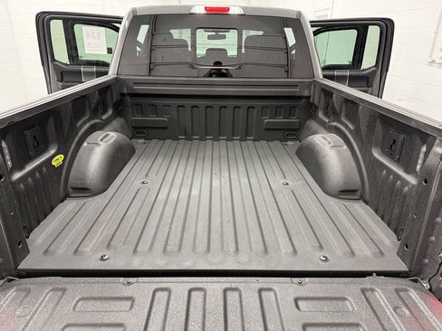 Used 2020 Ford F150 Lariat w/ Equipment Group 502A Luxury AWD/4WD image 32
