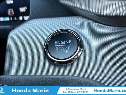 Used 2025 Ford Explorer Active image 29