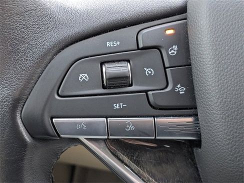 Used 2021 Cadillac Escalade ESV Premium Luxury image 26