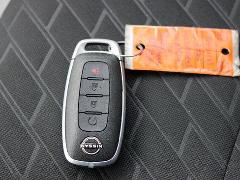 Certified 2024 Nissan Kicks SV image 30