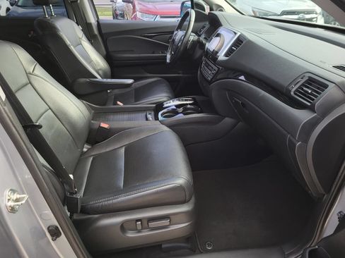 Used 2018 Honda Pilot Elite image 9