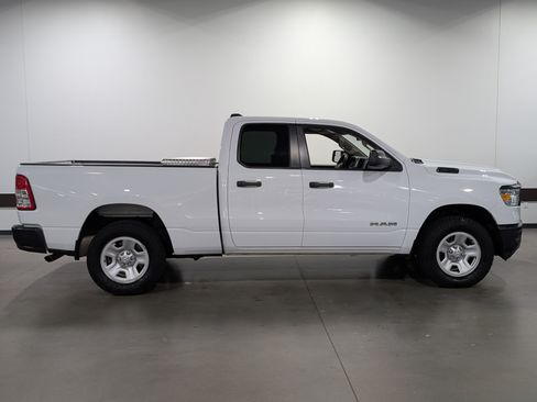 Used 2020 RAM 1500 Tradesman AWD/4WD image 2
