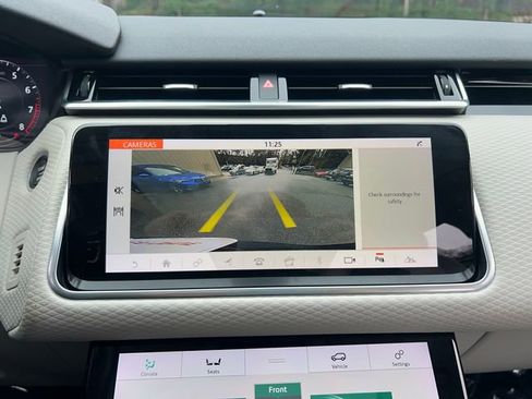 Used 2020 Land Rover Range Rover Velar R-Dynamic S image 27