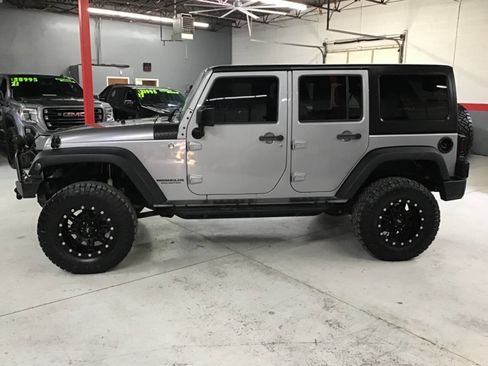 Used 2015 Jeep Wrangler Unlimited Sport w/ Quick Order Package 24S image 8