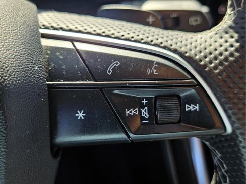 Used 2022 Audi SQ8 Prestige w/ Prestige Package image 32