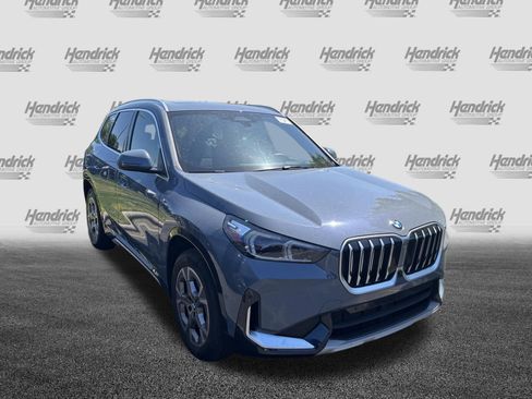 Used 2025 BMW X1 xDrive28i image 3