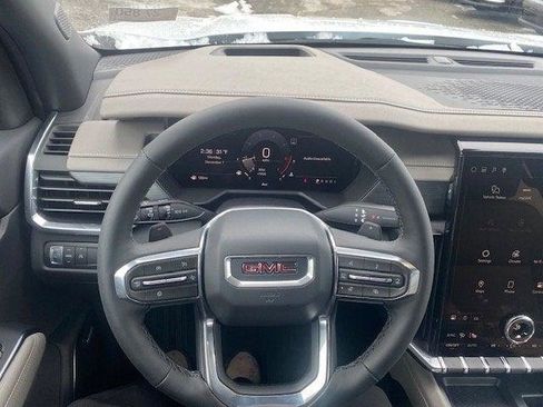 New 2026 GMC Acadia Elevation w/ Elevation Premium Package image 18