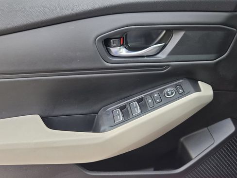 Used 2024 Honda Accord EX image 27