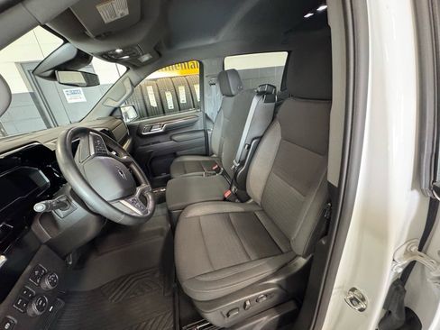 Used 2024 Chevrolet Silverado 1500 RST image 21