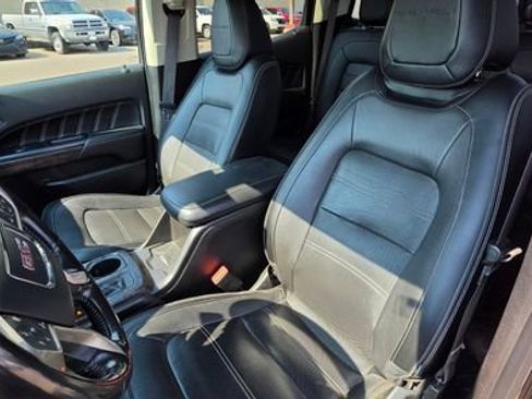 Used 2021 GMC Canyon Denali AWD/4WD image 6