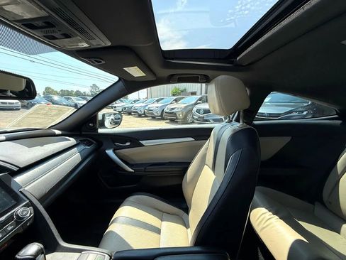 Used 2017 Honda Civic EX-L image 13