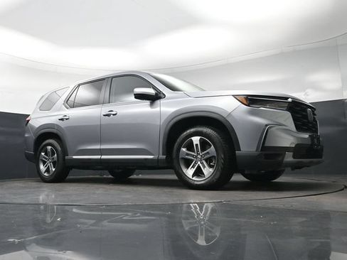 Certified 2024 Honda Pilot EX-L image 27