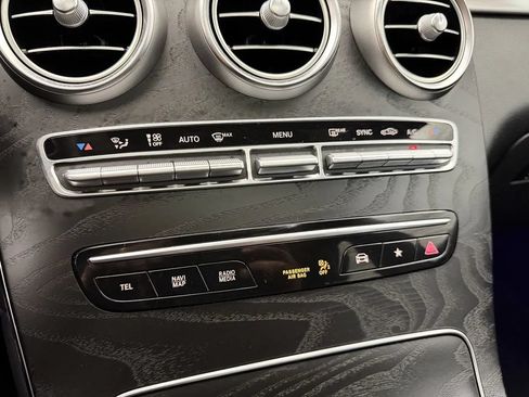 Used 2021 Mercedes-Benz GLC 300 4MATIC Coupe image 32