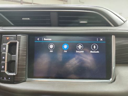 Used 2021 GMC Yukon Denali w/ Denali Premium Package AWD/4WD image 28