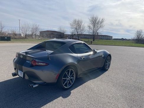 Used 2017 MAZDA MX-5 Miata RF Grand Touring image 3