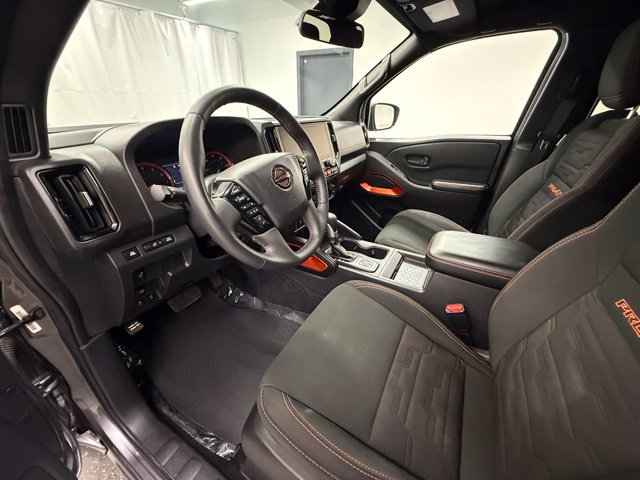 Used 2026 Nissan Frontier PRO-4X AWD/4WD image 12