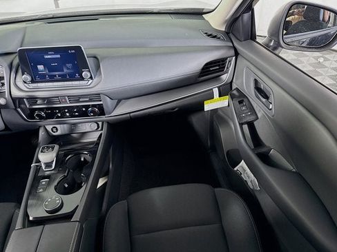 New 2026 Nissan Rogue S image 21