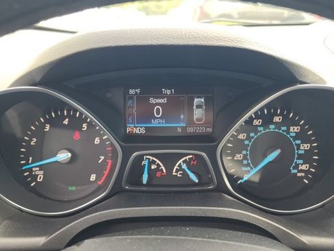 Used 2014 Ford Escape Titanium w/ Equipment Group 401A FWD image 29