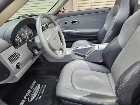 Used 2005 Chrysler Crossfire Limited image 7