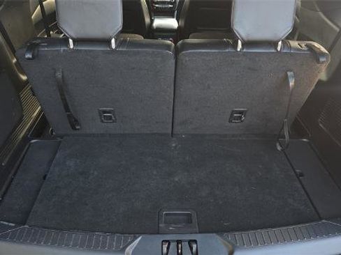 Certified 2023 Ford Explorer ST-Line w/ Class IV Trailer Tow Package image 10