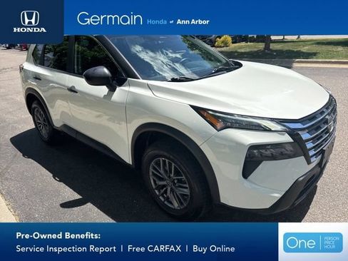 Used 2024 Nissan Rogue S FWD image 6