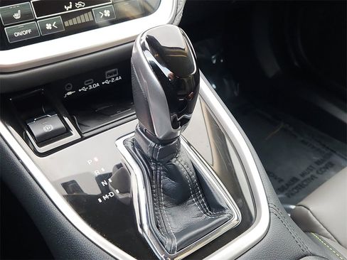 Used 2023 Subaru Outback Onyx Edition image 28