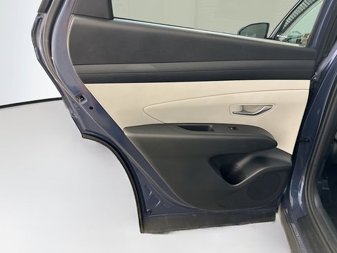Used 2025 Hyundai Tucson SEL AWD/4WD image 27