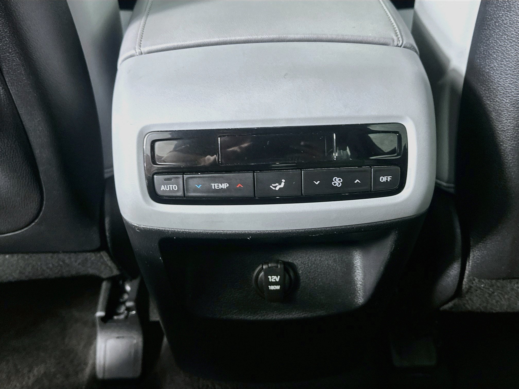 Used 2025 Hyundai Palisade SEL FWD image 28