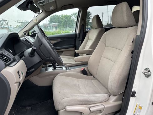 Used 2019 Honda Pilot LX image 11