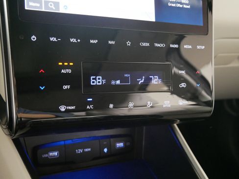 Used 2023 Hyundai Tucson Limited image 33