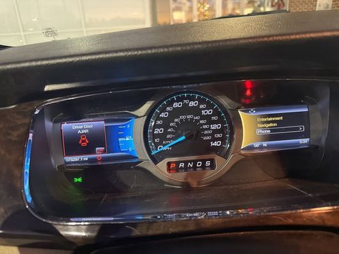 Used 2016 Ford Taurus Limited image 4