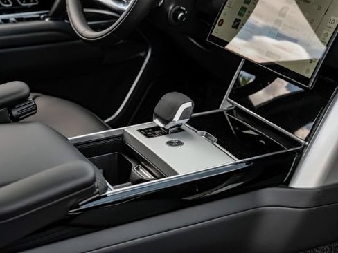 New 2026 Land Rover Range Rover SE AWD/4WD image 31