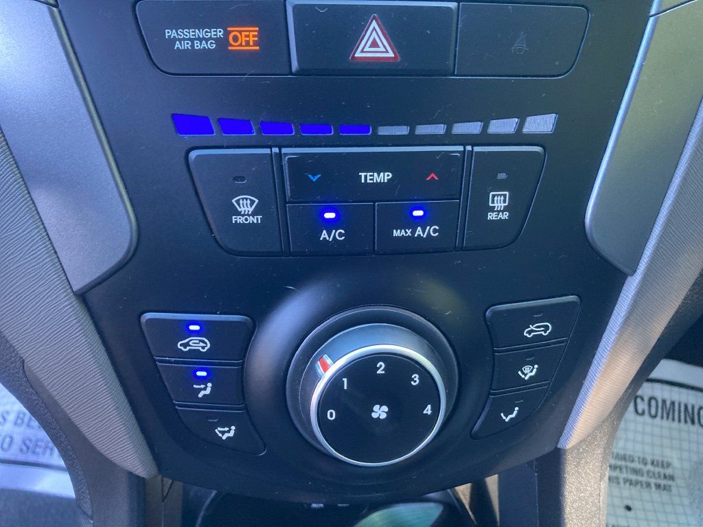 Used 2016 Hyundai Santa Fe Sport AWD/4WD image 25