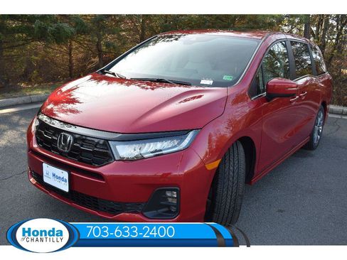 New 2026 Honda Odyssey Touring image 3