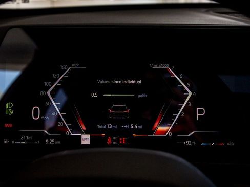 Certified 2025 BMW X1 xDrive28i w/ Convenience Package image 10