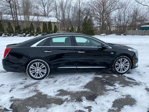 Used 2019 Cadillac XTS Luxury image 6