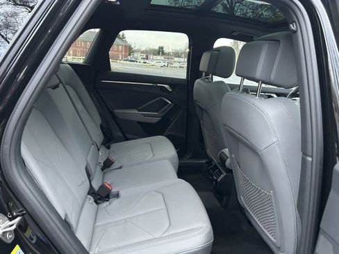 Certified 2025 Audi Q3 2.0T Premium w/ Convenience Package image 25