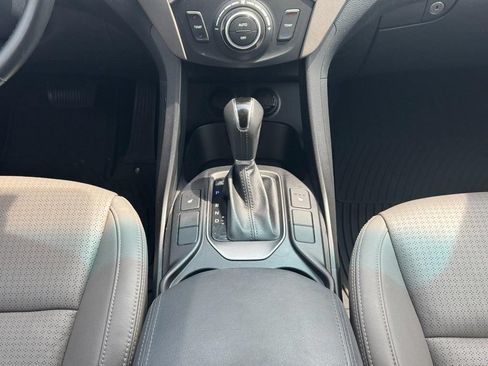 Used 2014 Hyundai Santa Fe GLS w/ Premium Package 05 FWD image 18